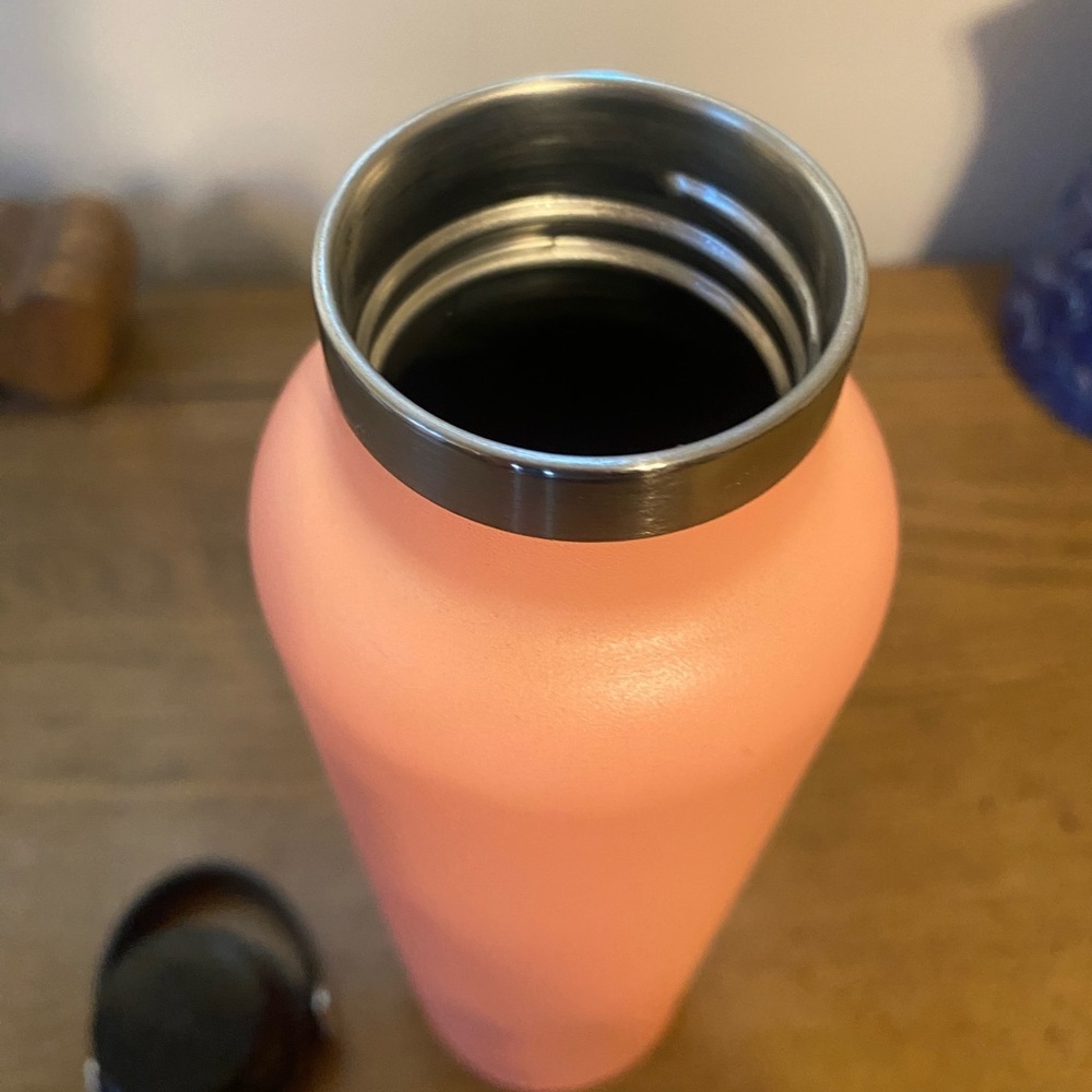 Hot Pink Hydroflask - Picture 9 of 10